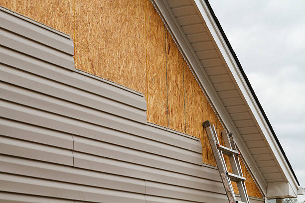 24/7 Emergency Siding Replacement experts in Lebanon, CT